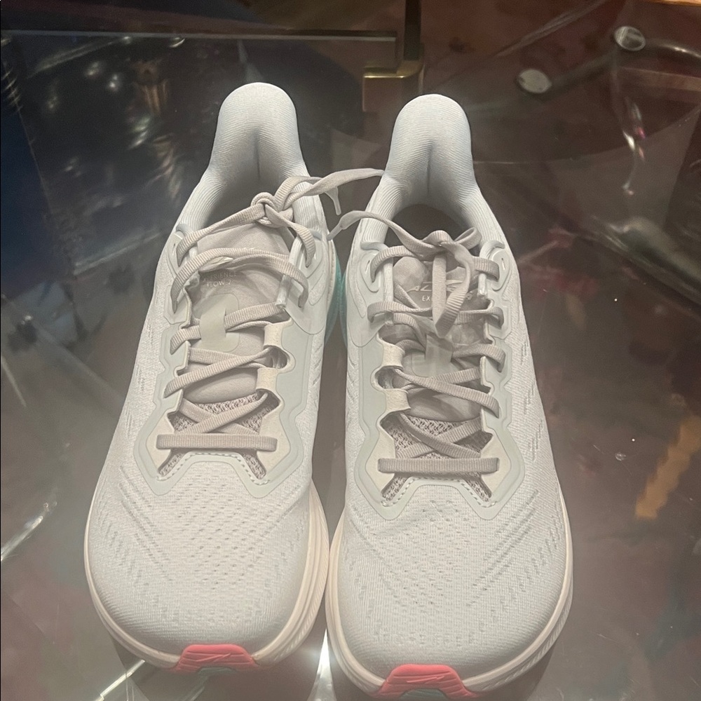 Altra Experience Flow 2 Women's White and Pink Athletic Shoes